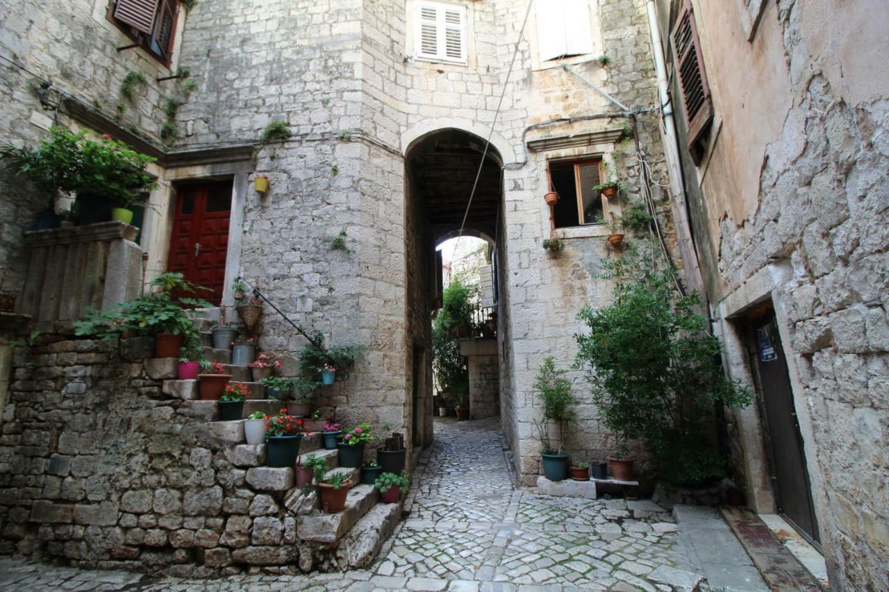 Narancin Apartments Trogir Eksteriør bilde