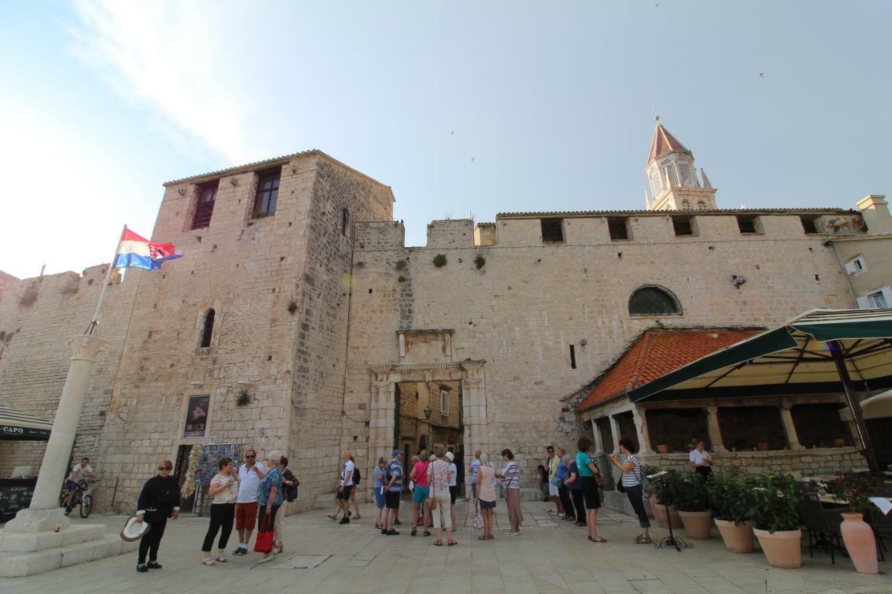 Narancin Apartments Trogir Eksteriør bilde